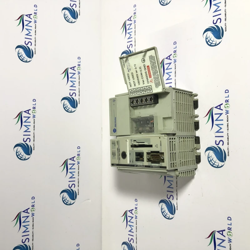 Allen-Bradley 1769-L32E CompactLogix PLC with 1769-PA4 Power Supply thumbnail 6